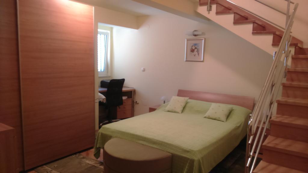 Appartement Swiss Holiday à Split Extérieur photo